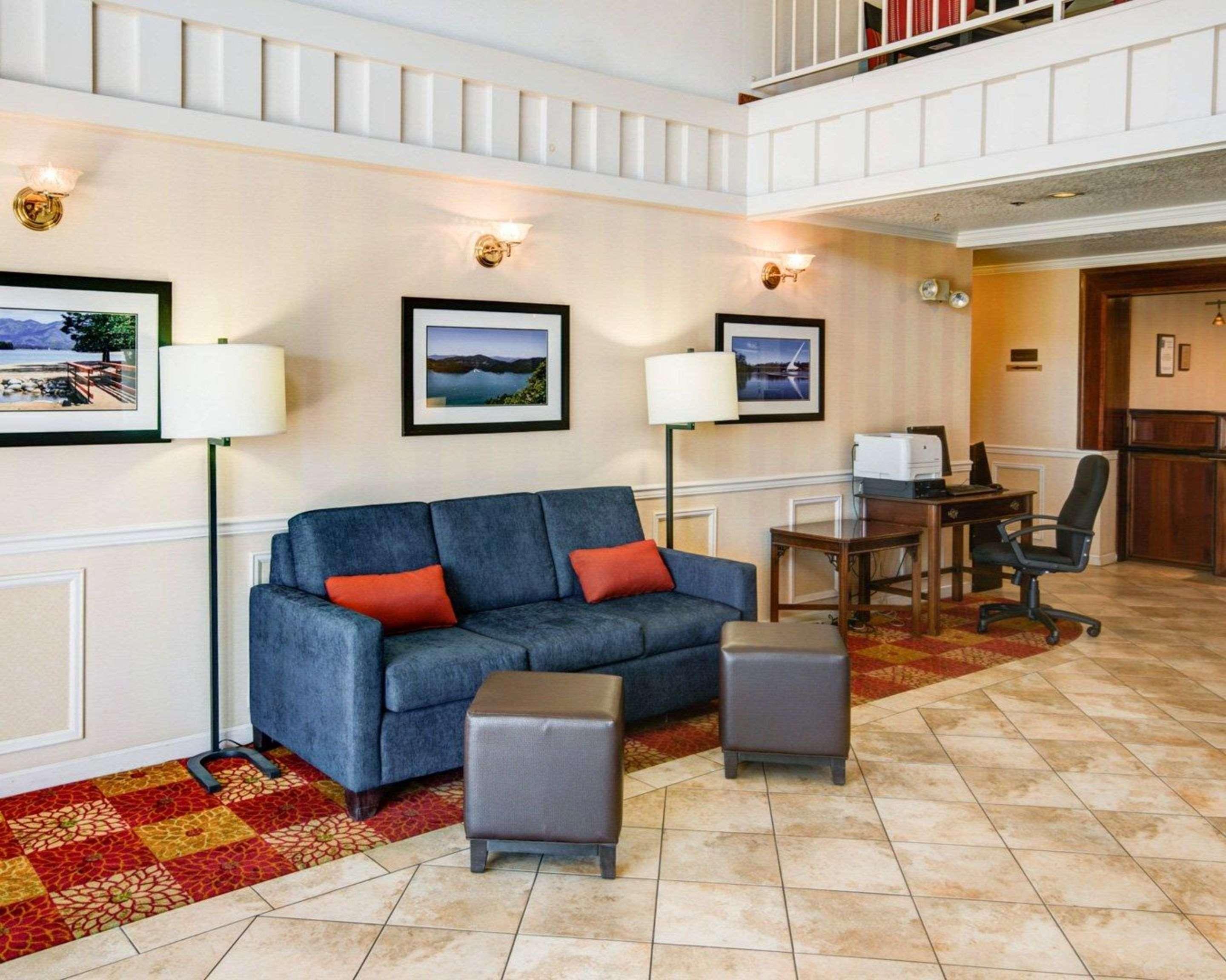 Comfort Inn Redding Near I-5 Экстерьер фото