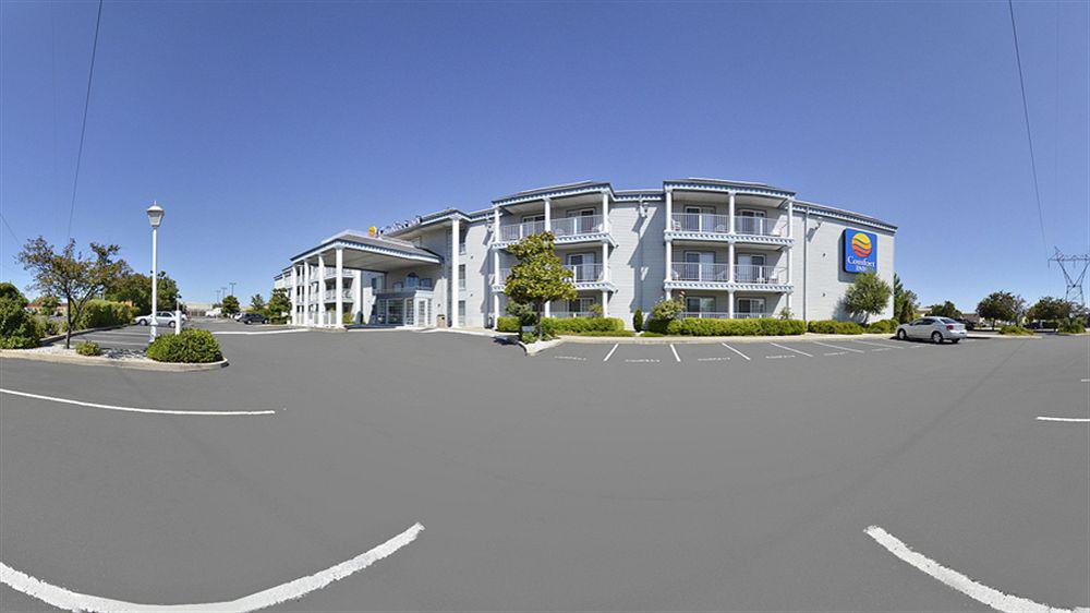 Comfort Inn Redding Near I-5 Экстерьер фото